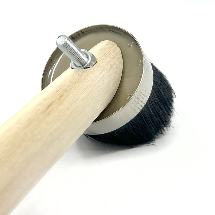 Cepillo aplicador de pasta para montaje de neumáticos con cabezal de 1 3/4" y mango de madera